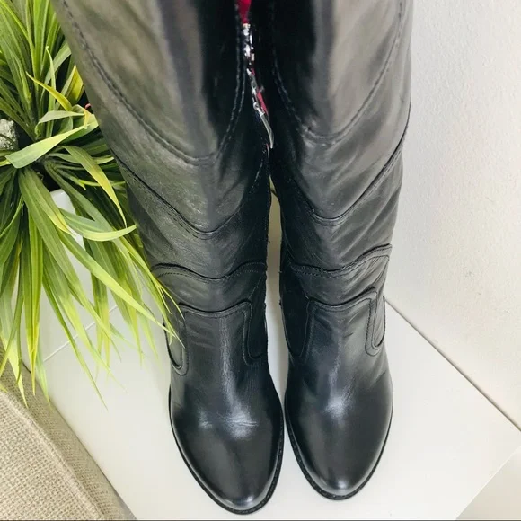 ❓GUESS Leather boots - Picture 2 of 15